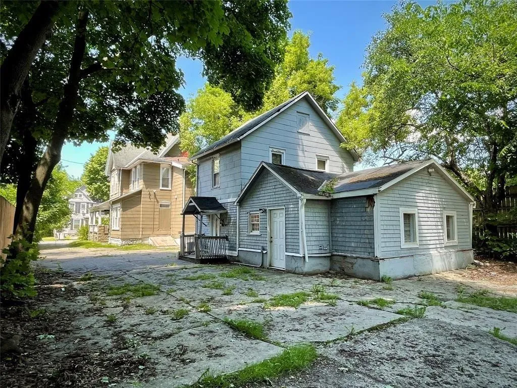 22 1/2 Edwards Street, Binghamton, NY 13905
